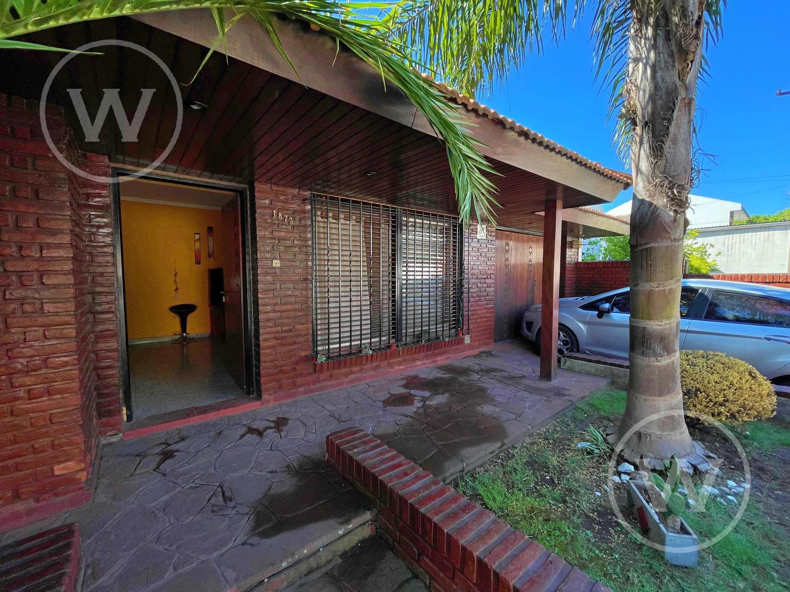 For Sale | 4-Room House | Pool | San Fernando