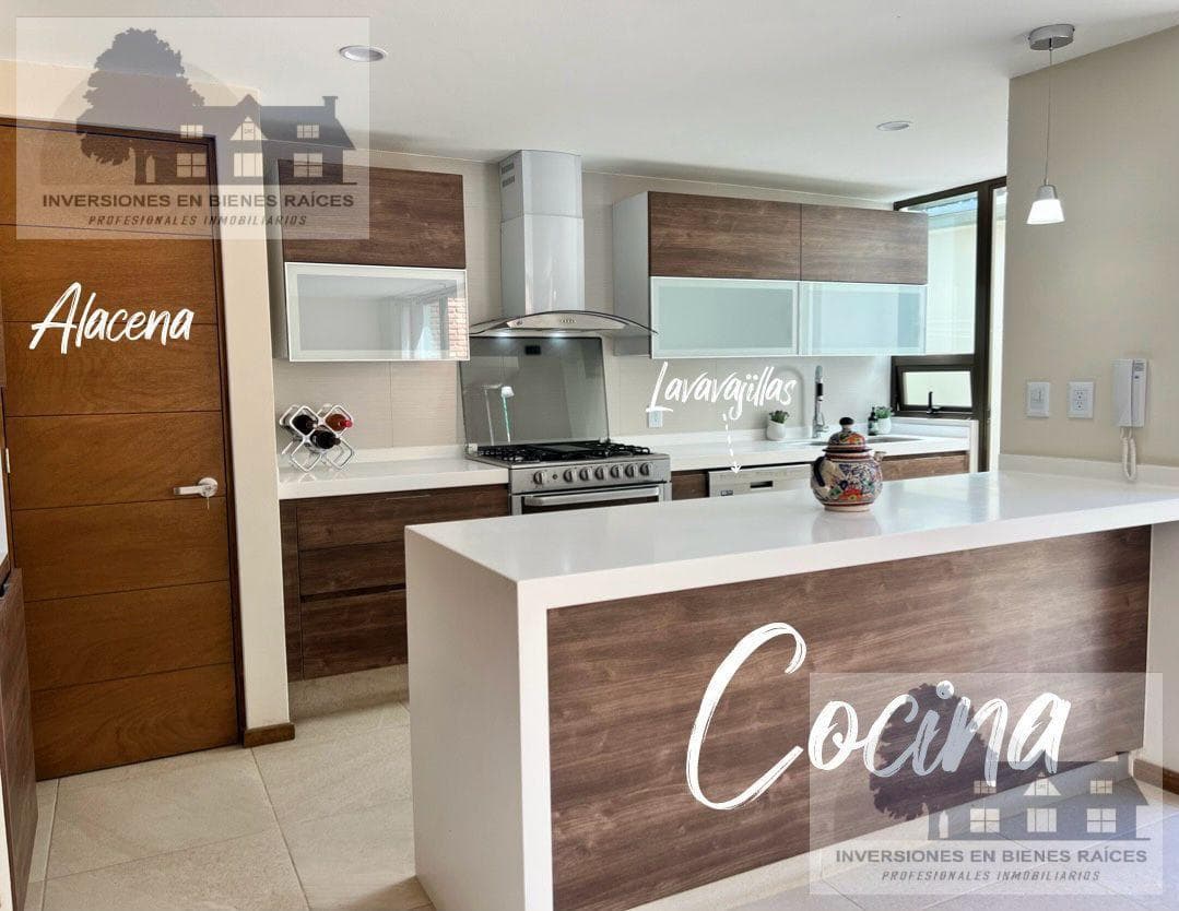 House for Sale in the Valle de las Fuentes Residential Community, Calimaya.