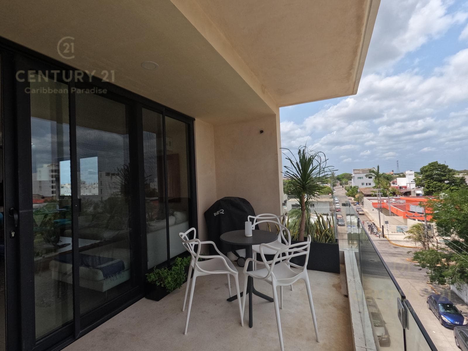 2-Bedroom Apartment for Sale, Ready for Immediate Move-In, Playa del Carmen P4158