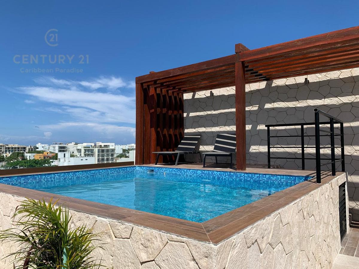Departamento en torre condo en el centro de Playa del Carmen P2998