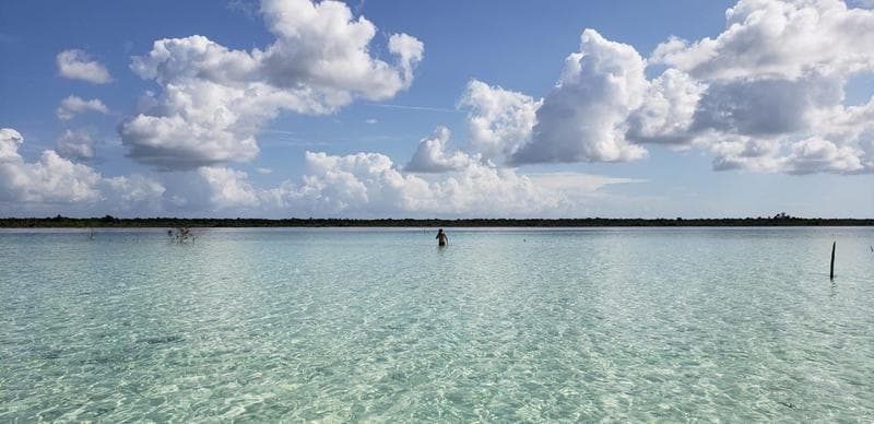 INCREDIBLE LOT FOR SALE WITH 270 METERS OF FRONTAGE ON LAGUNA DE BACALAR C1314