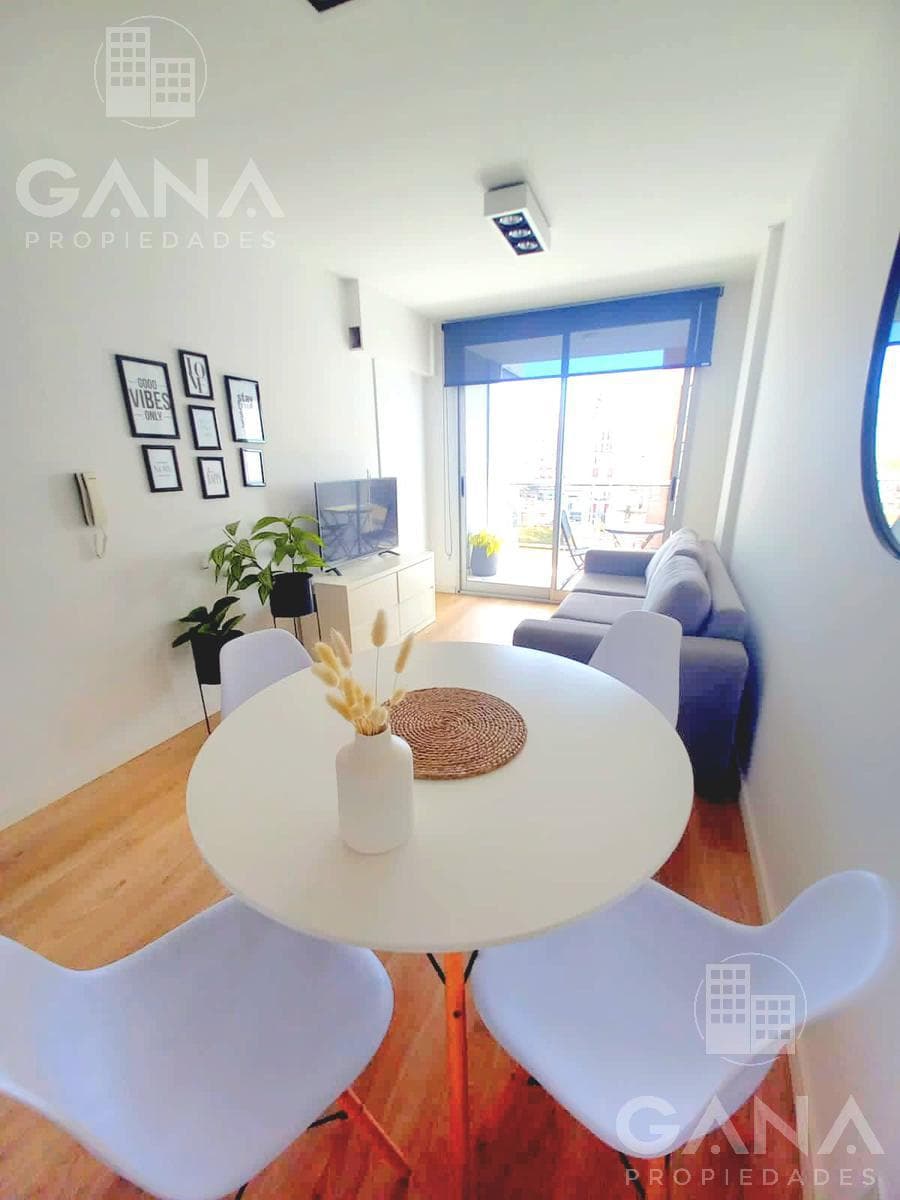 Apartment for Sale in Downtown Rosario: 1 bedroom with balcony, CF IMMEDIATE OCCUPANCY