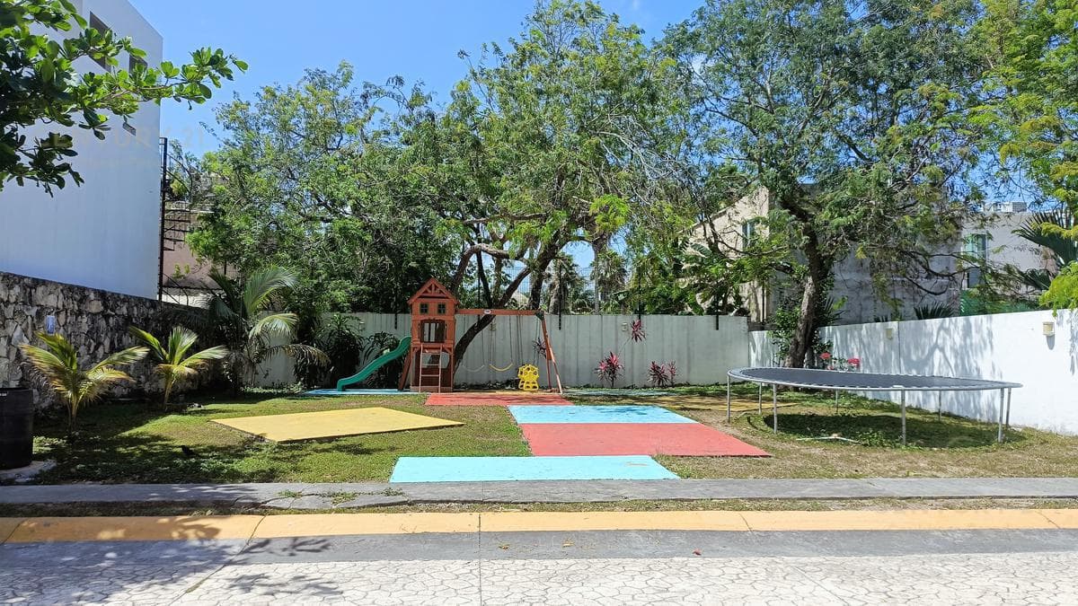 Casa 3 Recamaras en Venta | Nuevo Playa del Sol | Con Alberca Privada | P3918