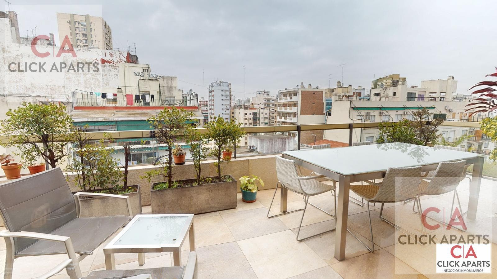 FOR SALE - 6-ROOM UPPER-FLOOR APARTMENT - WILL ACCEPT APARTMENTS OR LAND AS PART OF PAYMENT - CABALLITO