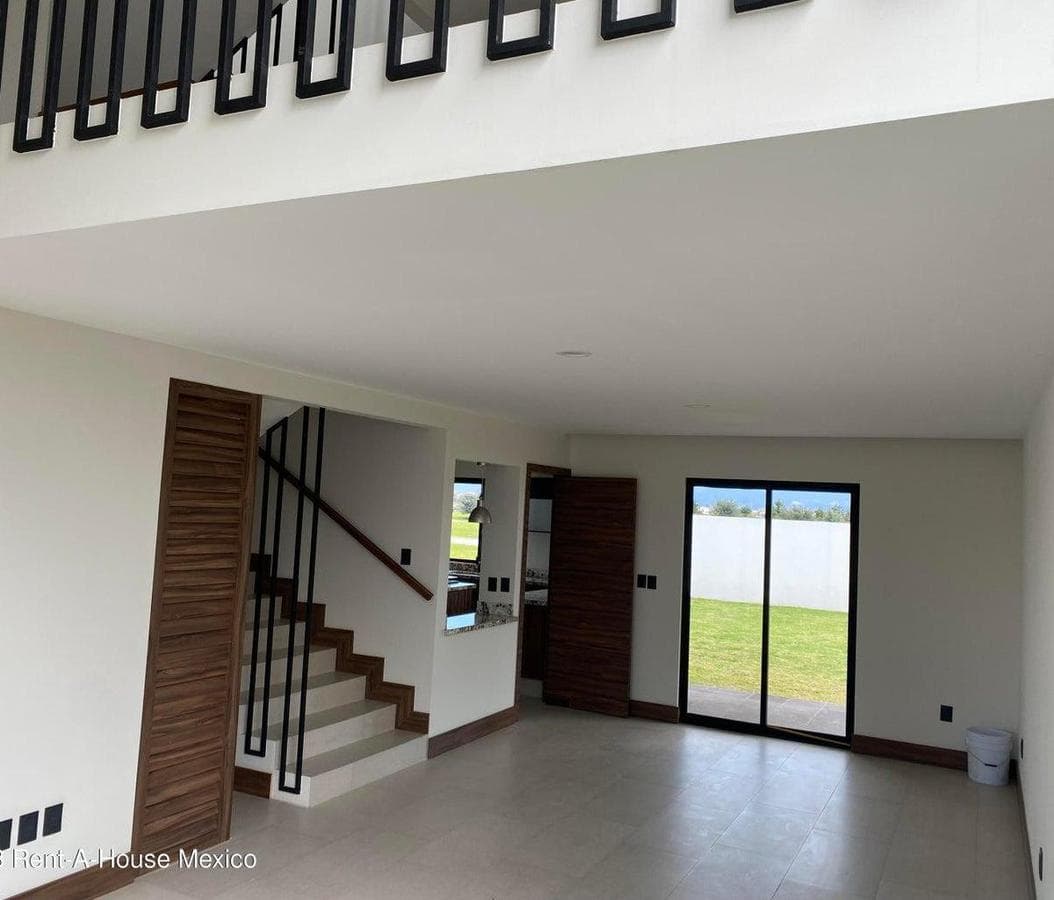 House for Sale in Metepec, Llano Grande, GIS 26-2983