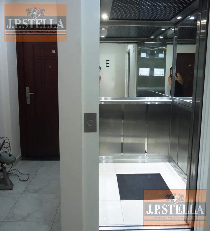 Dpto 2 Ambientes Contra Frente 48 m² Cub. en San Justo (Centro)