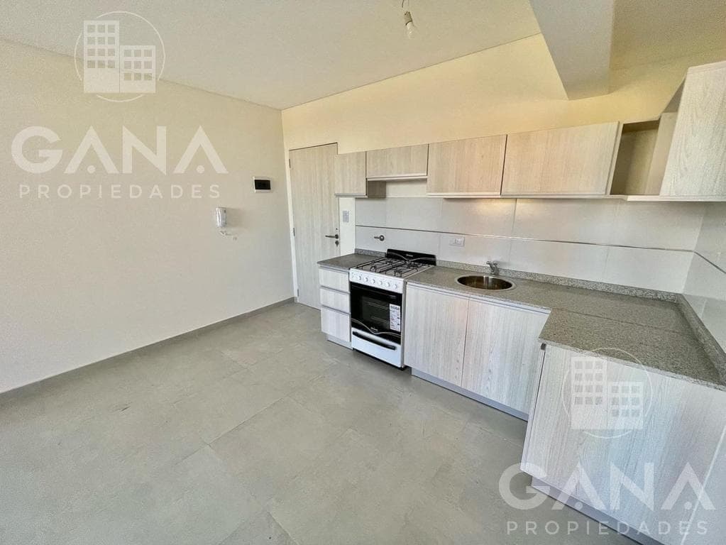 1-Bedroom Apartment for Sale in the Echesortu Neighborhood of Rosario with a Front-Facing Balcony