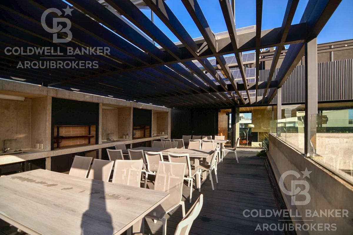 One-bedroom apartment for rent with optional garage in Downtown - 306