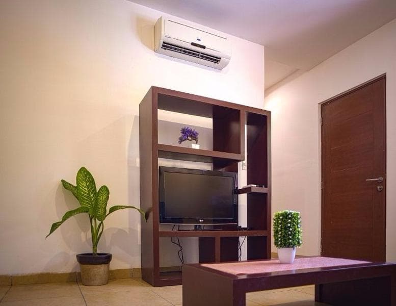 2-BEDROOM APARTMENT FOR RENT ON THE PLAYA-TULUM HIGHWAY P2102