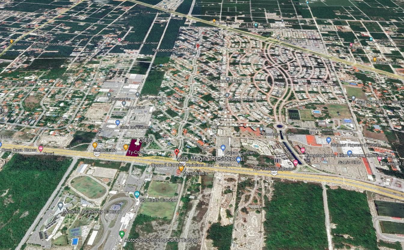 Land for Sale in Cancún, Boulevard Colosio, Lot 35