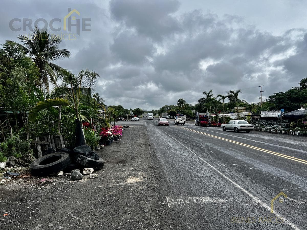 LAND FOR SALE IN LA BOCANA, VERACRUZ—EMILIANO ZAPATA, BESIDE THE HIGHWAY