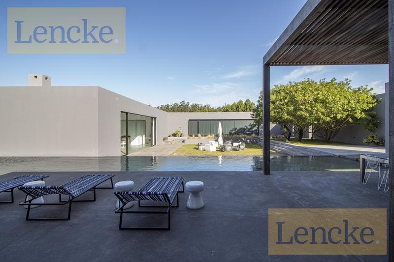 Lencke Vende - Wonderful House in Villalagos