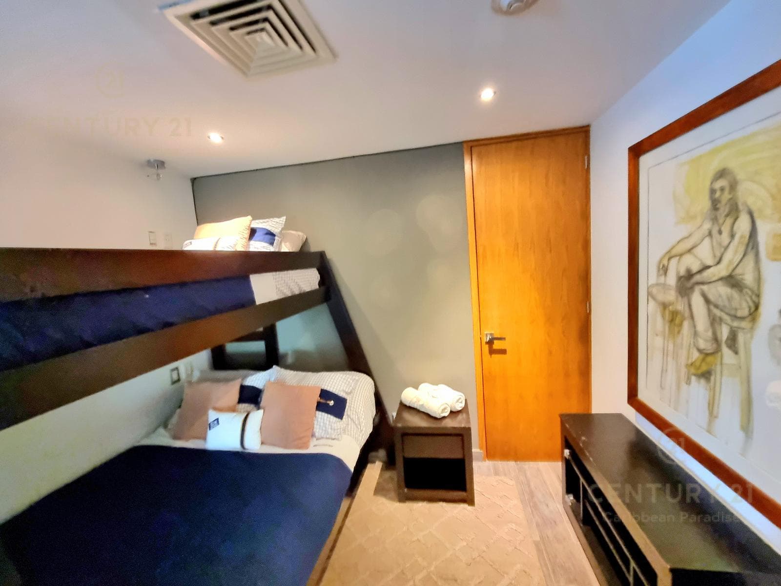 Exclusive Ocean View Penthouse for Sale in the Lahia Condo. Hotel Zone, Cancun C3797