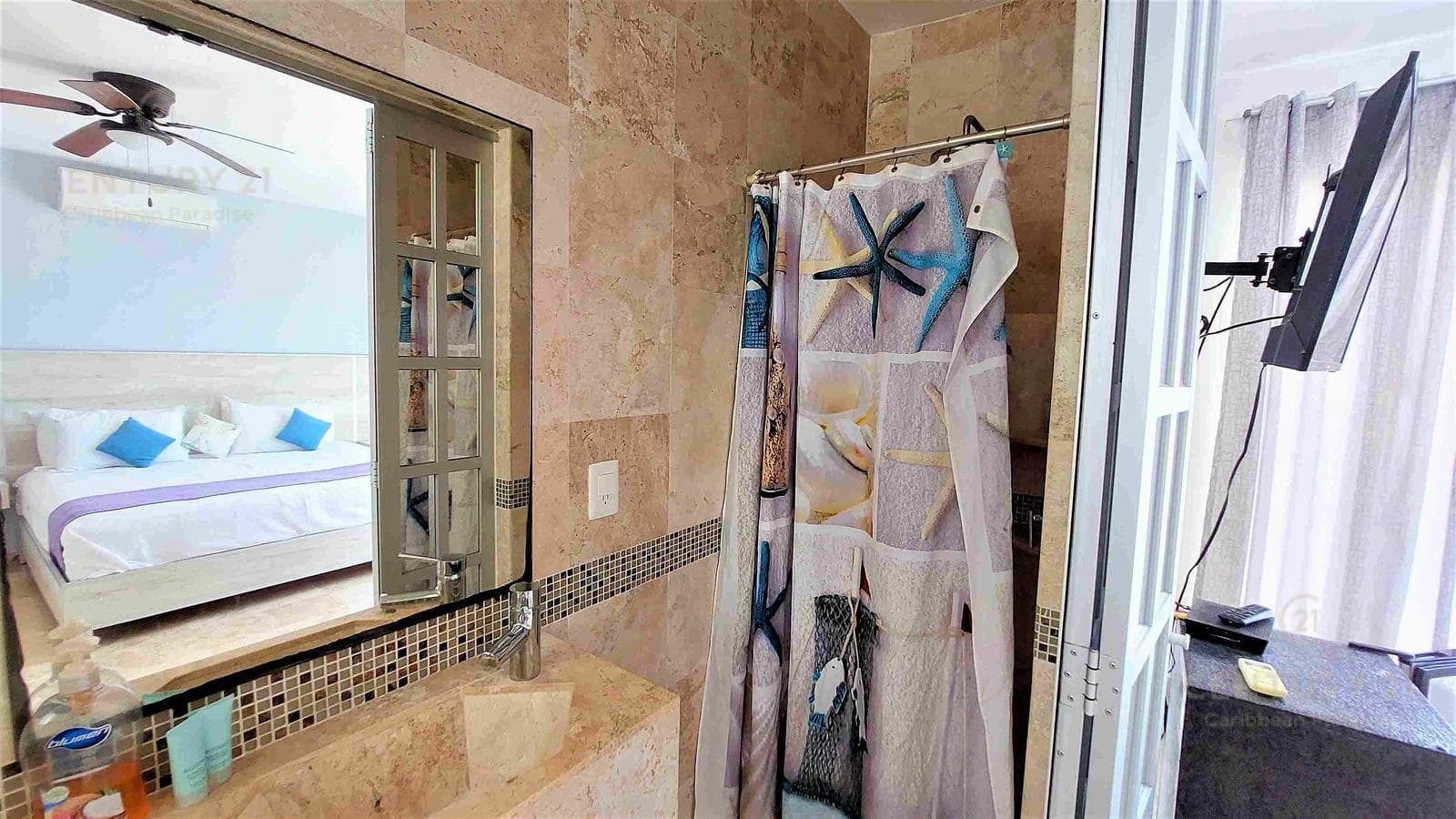 Estudio Penthouse en av 5ta bis en Playa del Carmen P4016