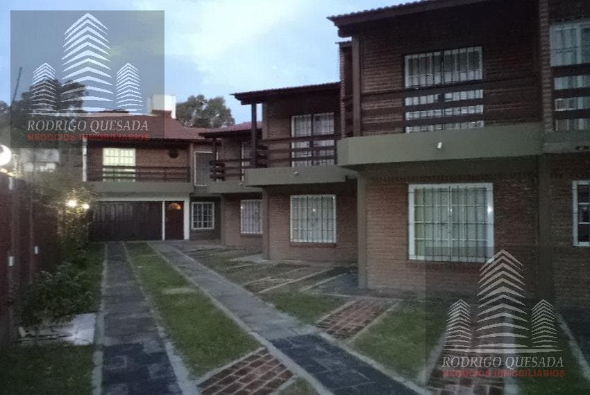 Beautiful Complex of 8 Duplexes in San Bernardo
