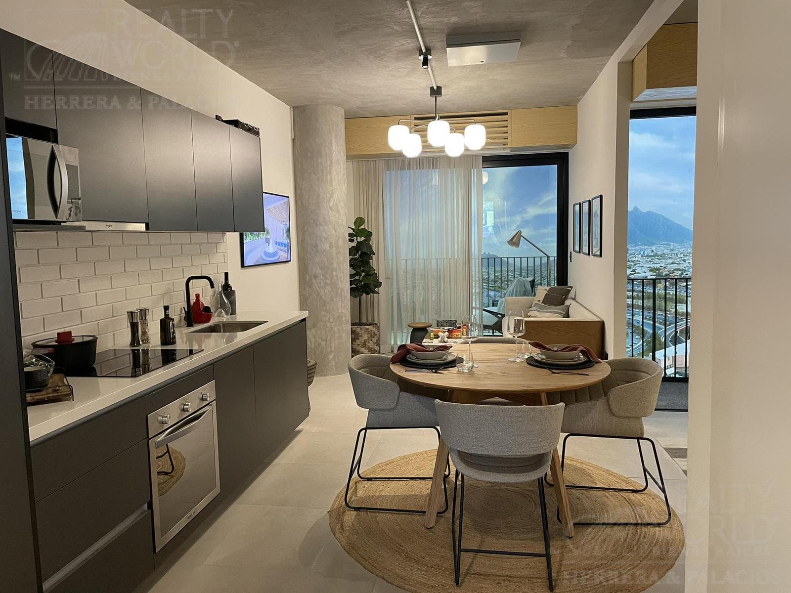 Apartment - Downtown
