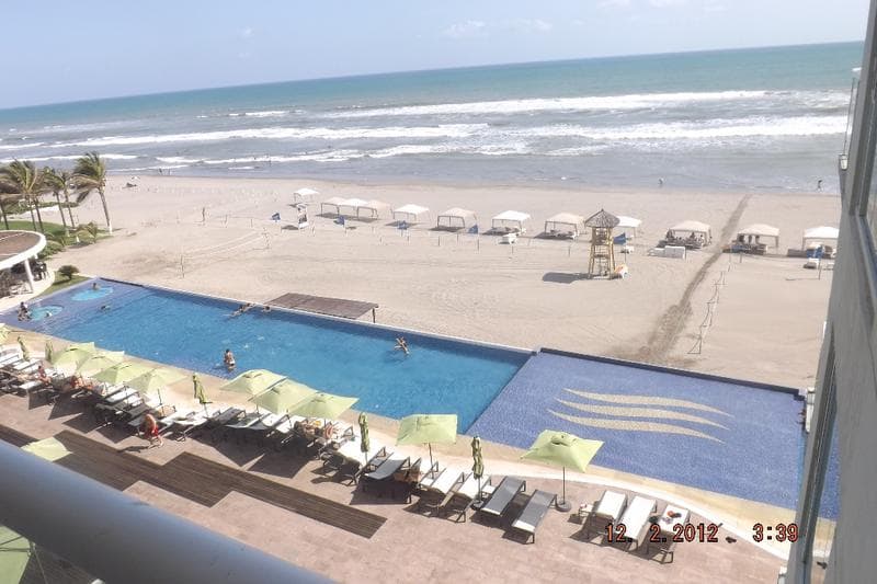 Ocean Front Condominium, Vacation Rental Apartment