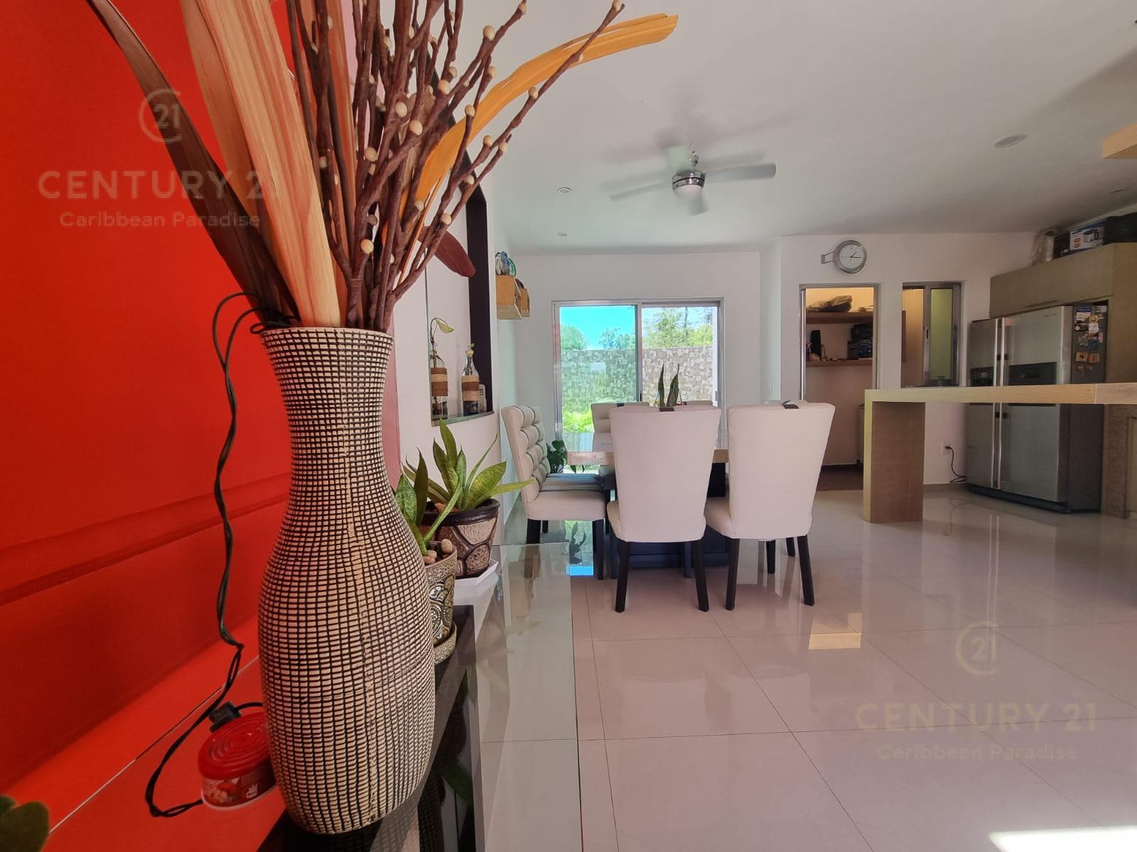 Casa 3 Recamaras en Venta | Nuevo Playa del Sol | Con Alberca Privada | P3918