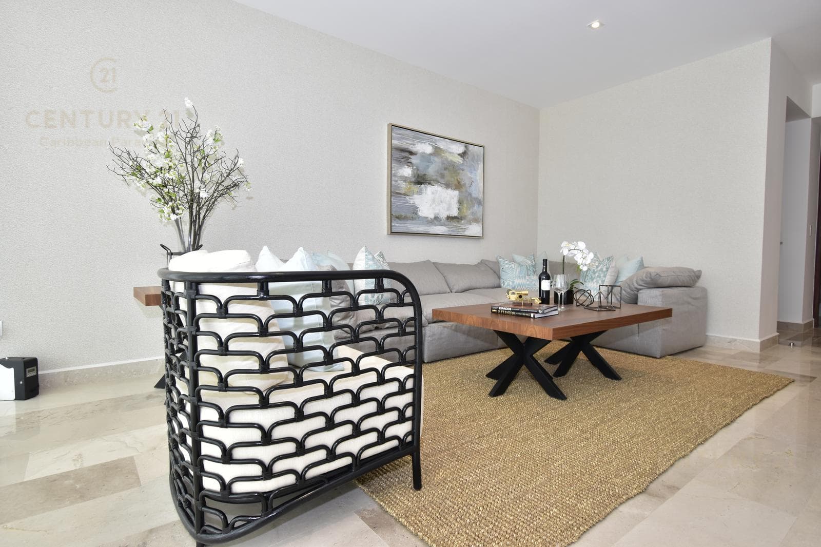 Luxury Condo for Sale in Puerto Cancún C3781