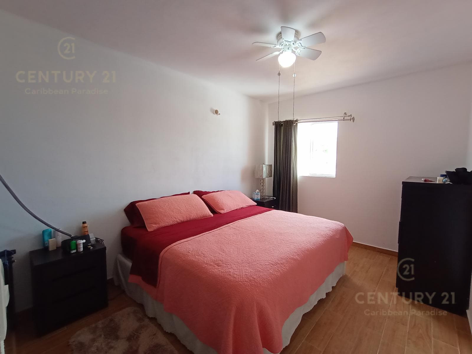 Spacious 6-Bedroom Tuscan-Style House on Chemuyil Avenue, Playa del Carmen P4117