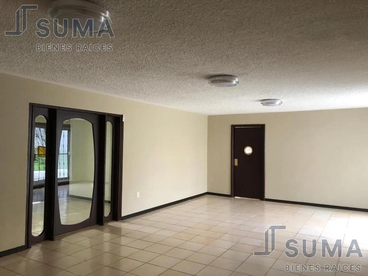 Venta de Casa en Col. Lomas de Rosales, Tampico Tamaulipas.