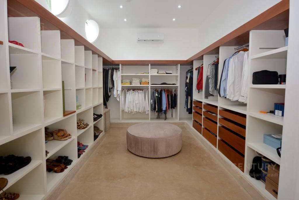 House in Playa Paraiso for Sale in Playa del Carmen P4030