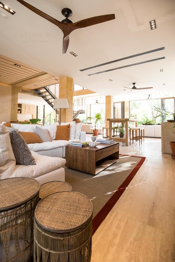 Increible casa en zona residencial prvilegiada de Playa del Carmen P3452
