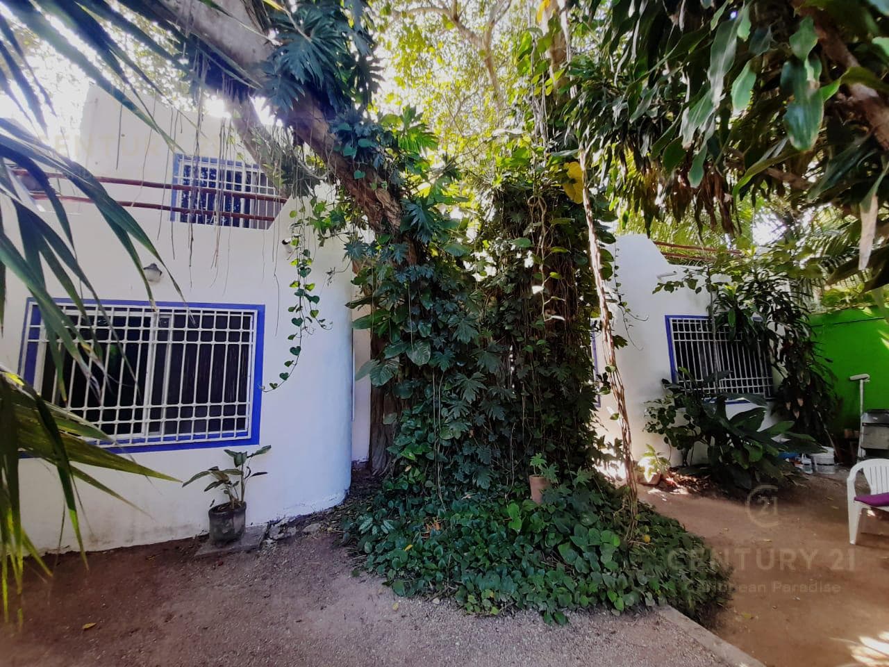 4-Bedroom House for Sale in Downtown Playa del Carmen | Ideal for Investment | P4101