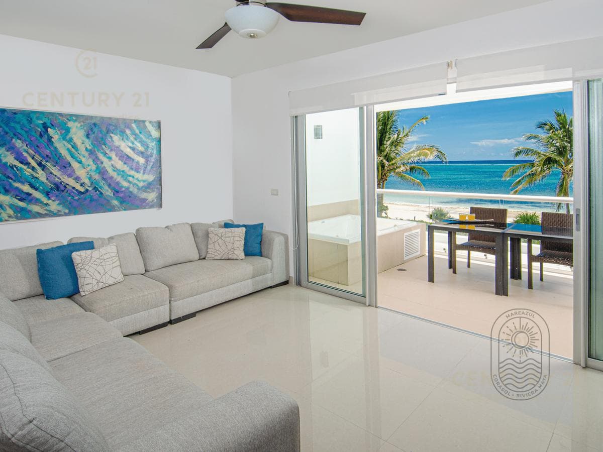 Increíble Departamento en Venta de 3 rec en lujoso Condominio cerca del Mar P3984