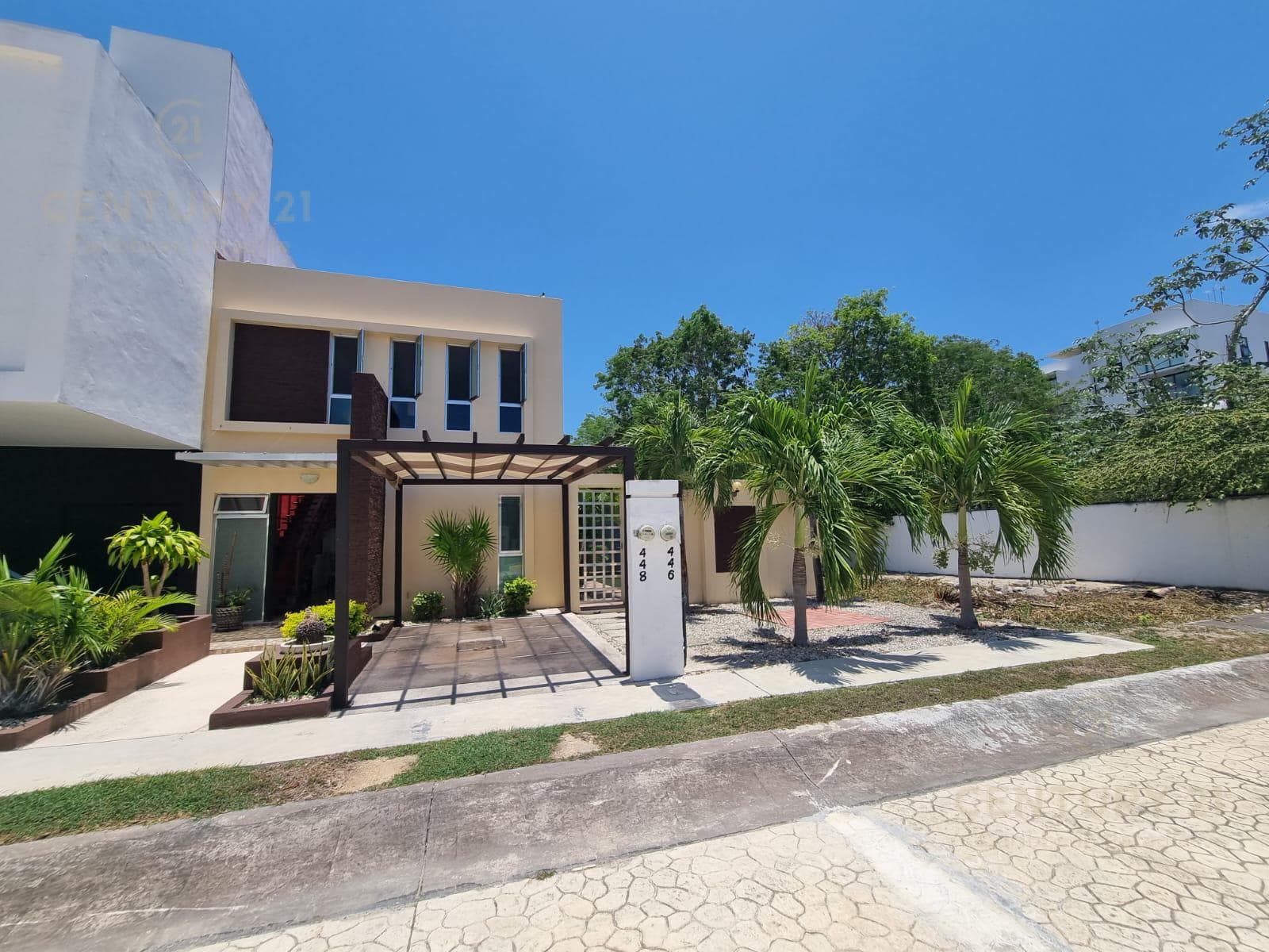 3-Bedroom House for Sale | Nuevo Playa del Sol | With Private Pool | P3918