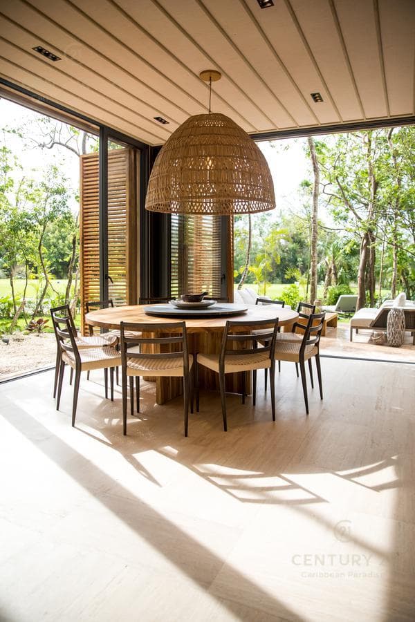 Increible casa en zona residencial prvilegiada de Playa del Carmen P3452