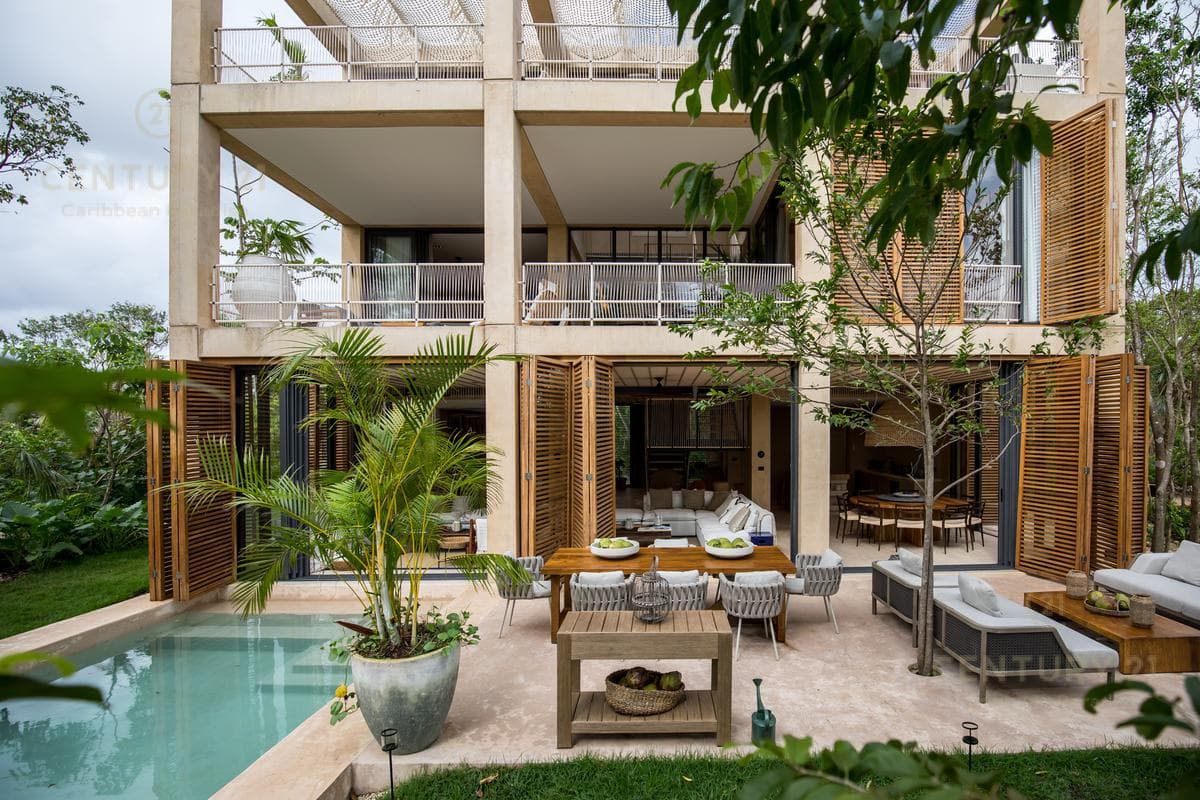 Increible casa en zona residencial prvilegiada de Playa del Carmen P3452