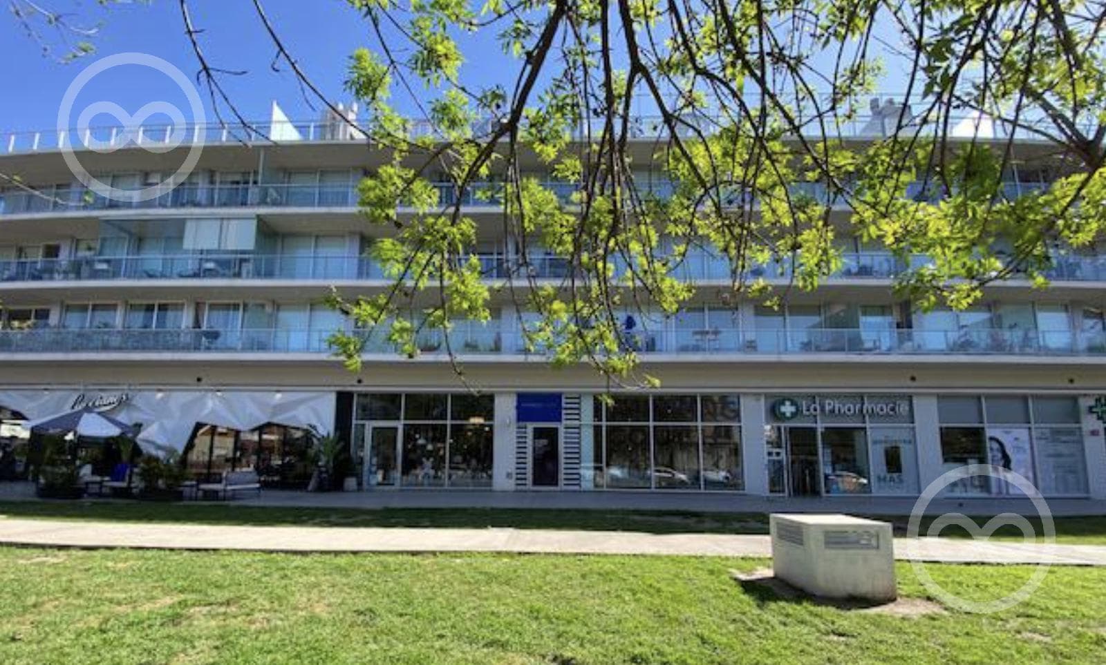 COMMERCIAL SPACE FOR RENT
