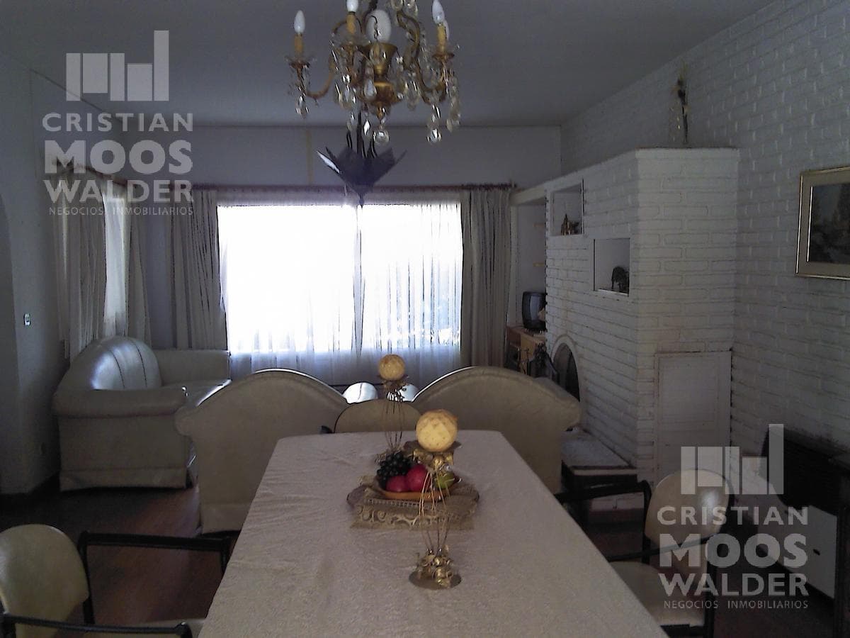 House for sale, Country Maschwitz Club.