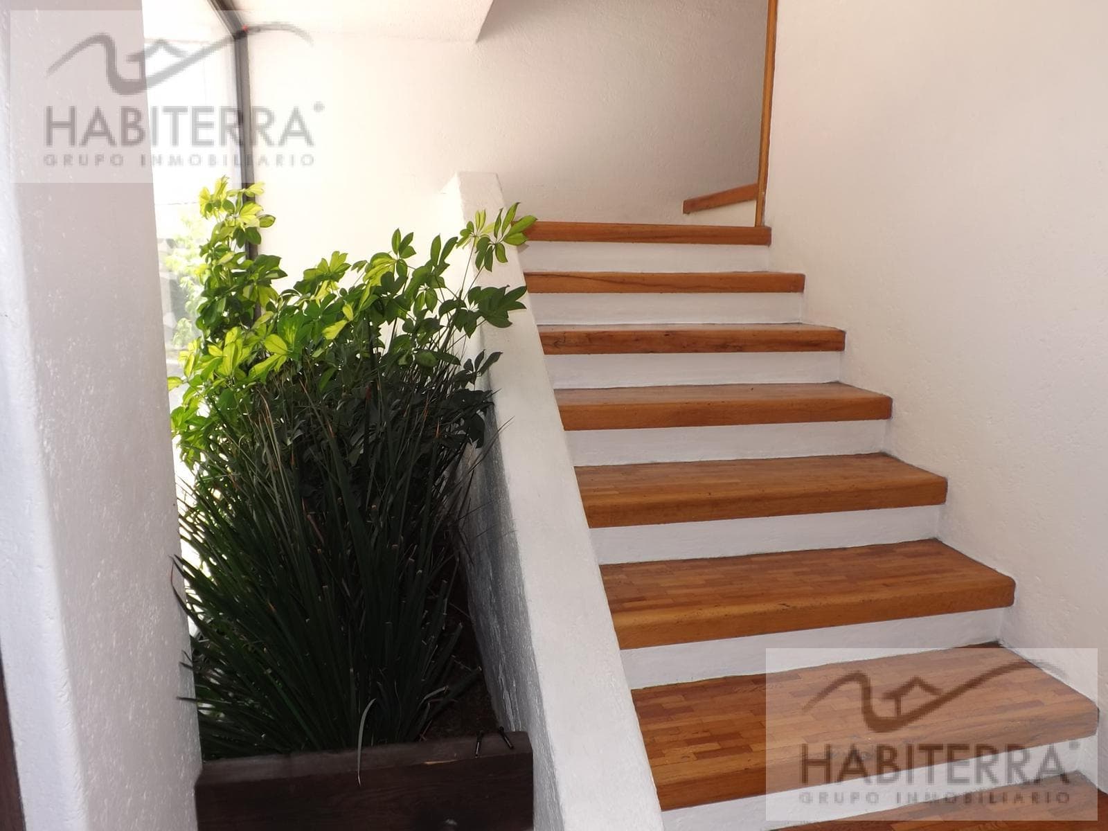Renta casa en Condominio en Lomas de Tecamachalco