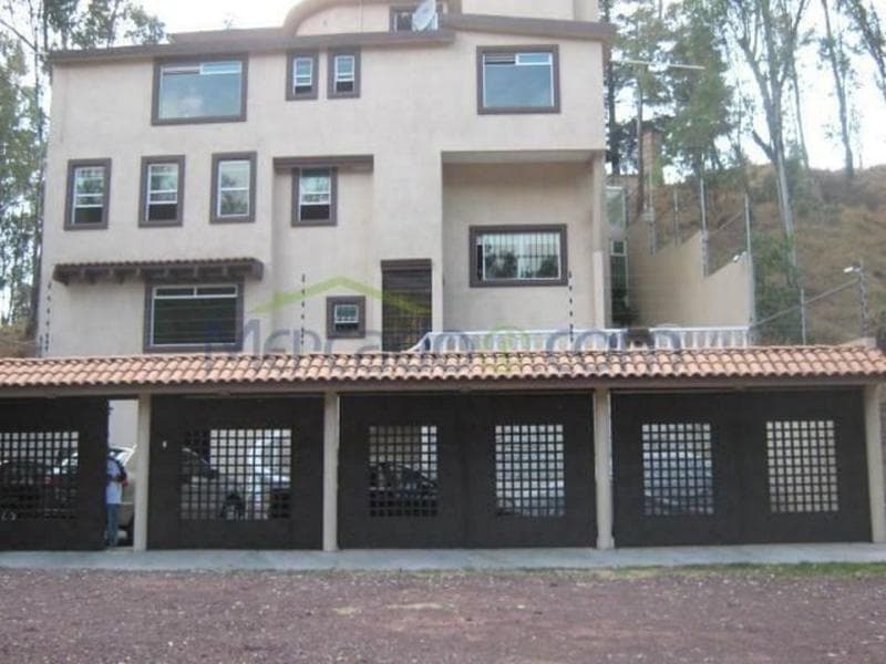 House for Sale in Bosques del Lago