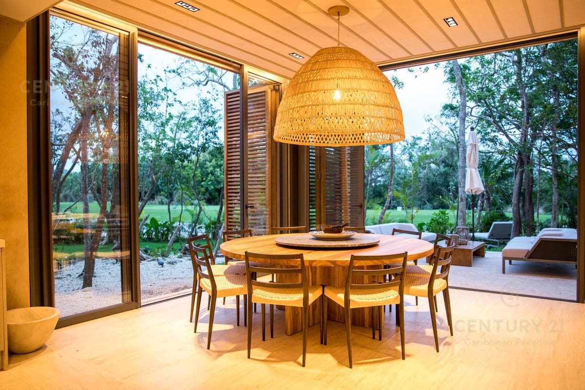 Increible casa en zona residencial prvilegiada de Playa del Carmen P3452