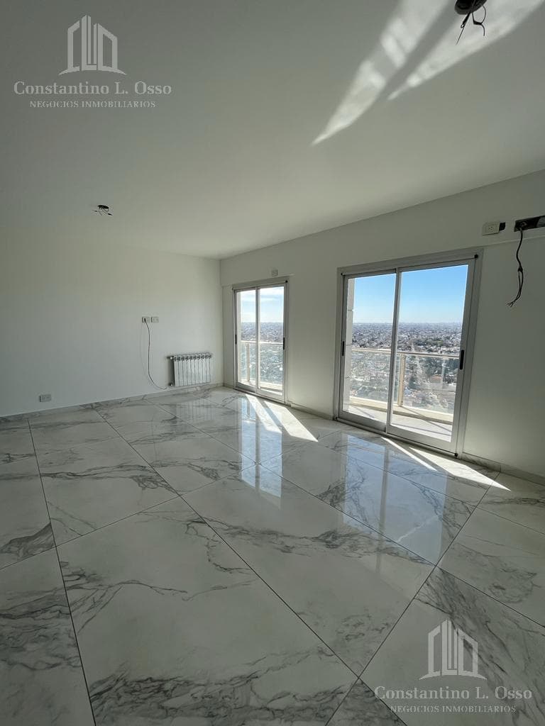 4 rooms - 3 bathrooms - 114 m2 - Pool - Generator - 2 parking spaces - For Sale - Brand new