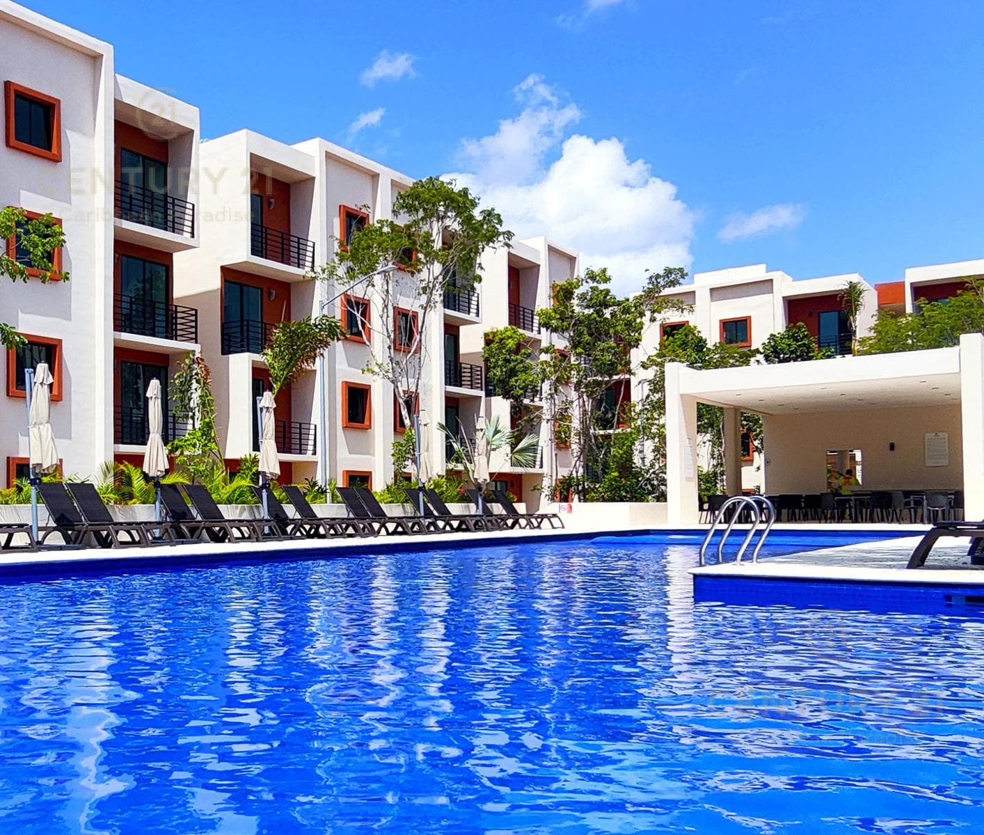 Apartment for Sale on Av. Huayacan C3779