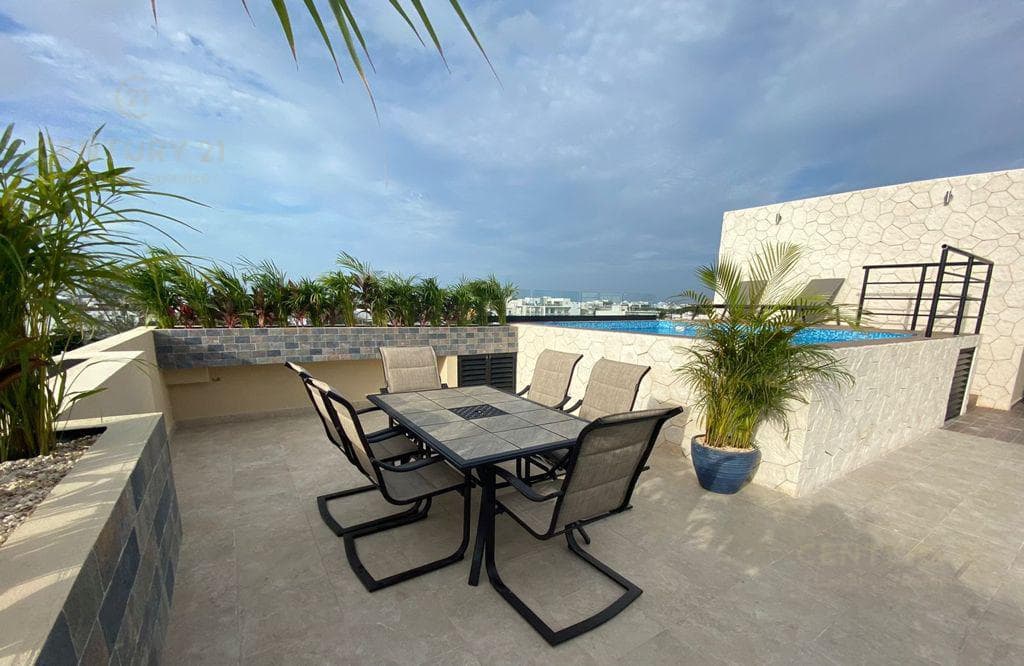 Departamento en torre condo en el centro de Playa del Carmen P2998