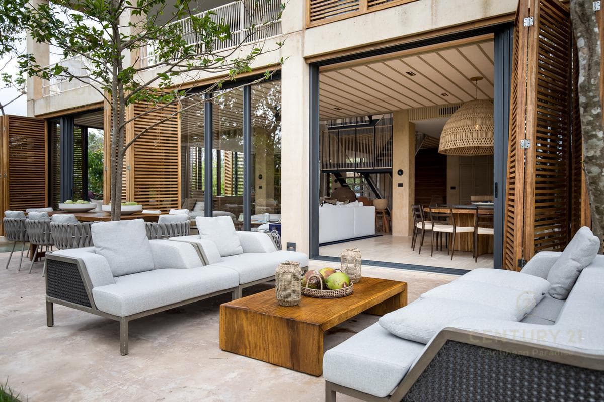 Increible casa en zona residencial prvilegiada de Playa del Carmen P3452