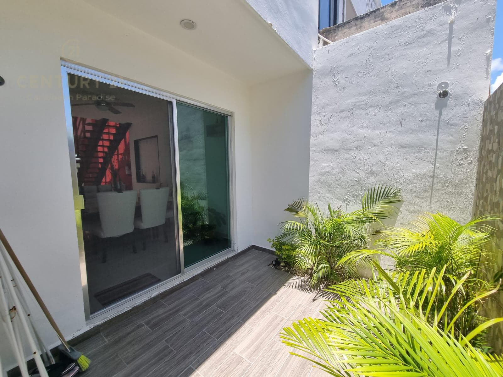 Casa 3 Recamaras en Venta | Nuevo Playa del Sol | Con Alberca Privada | P3918