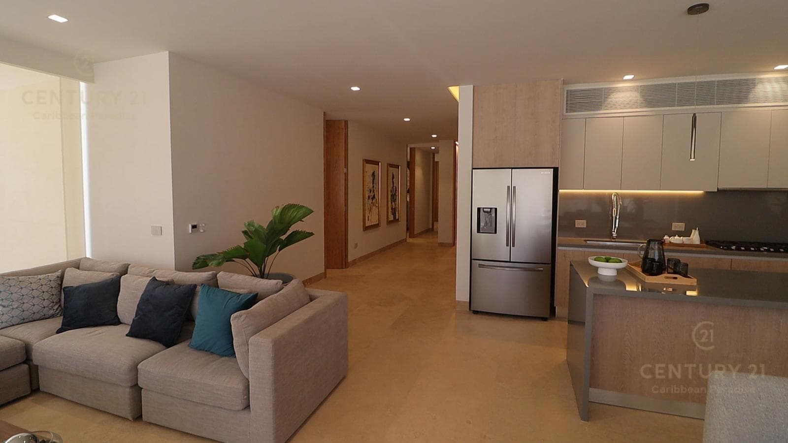 Pre-sale of an apartment in Puerto Cancun C3795