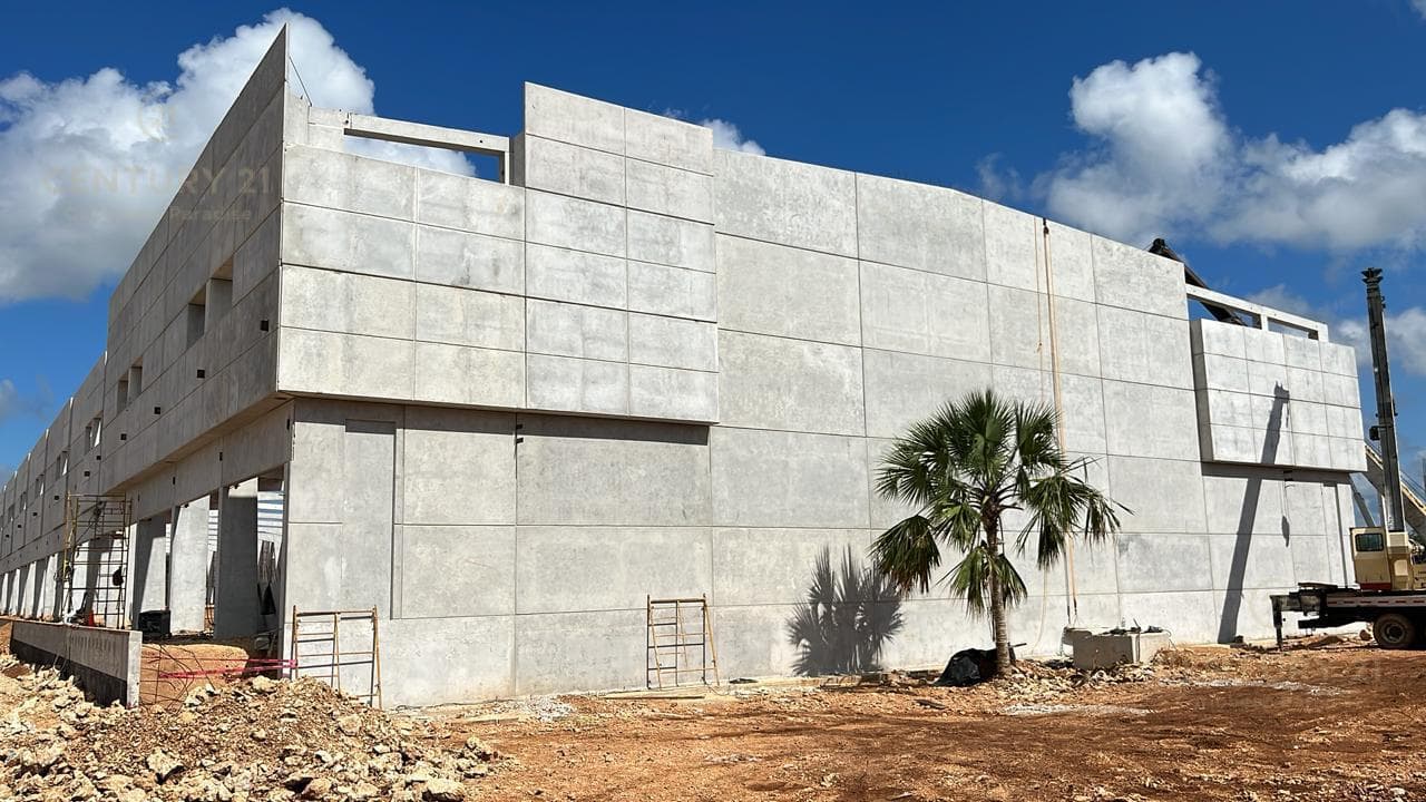 Bodegas en Venta en próxima Central de Abastos en Playa del Carmen P3395