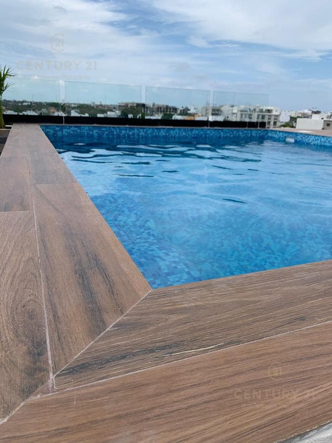 Departamento en torre condo en el centro de Playa del Carmen P2998