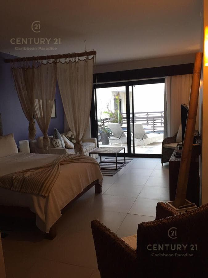 Ver galeríaValuación Aldea Thai Estudio de 1 recamara de 66 mts2 con amplia terraza con vista al mar P3044