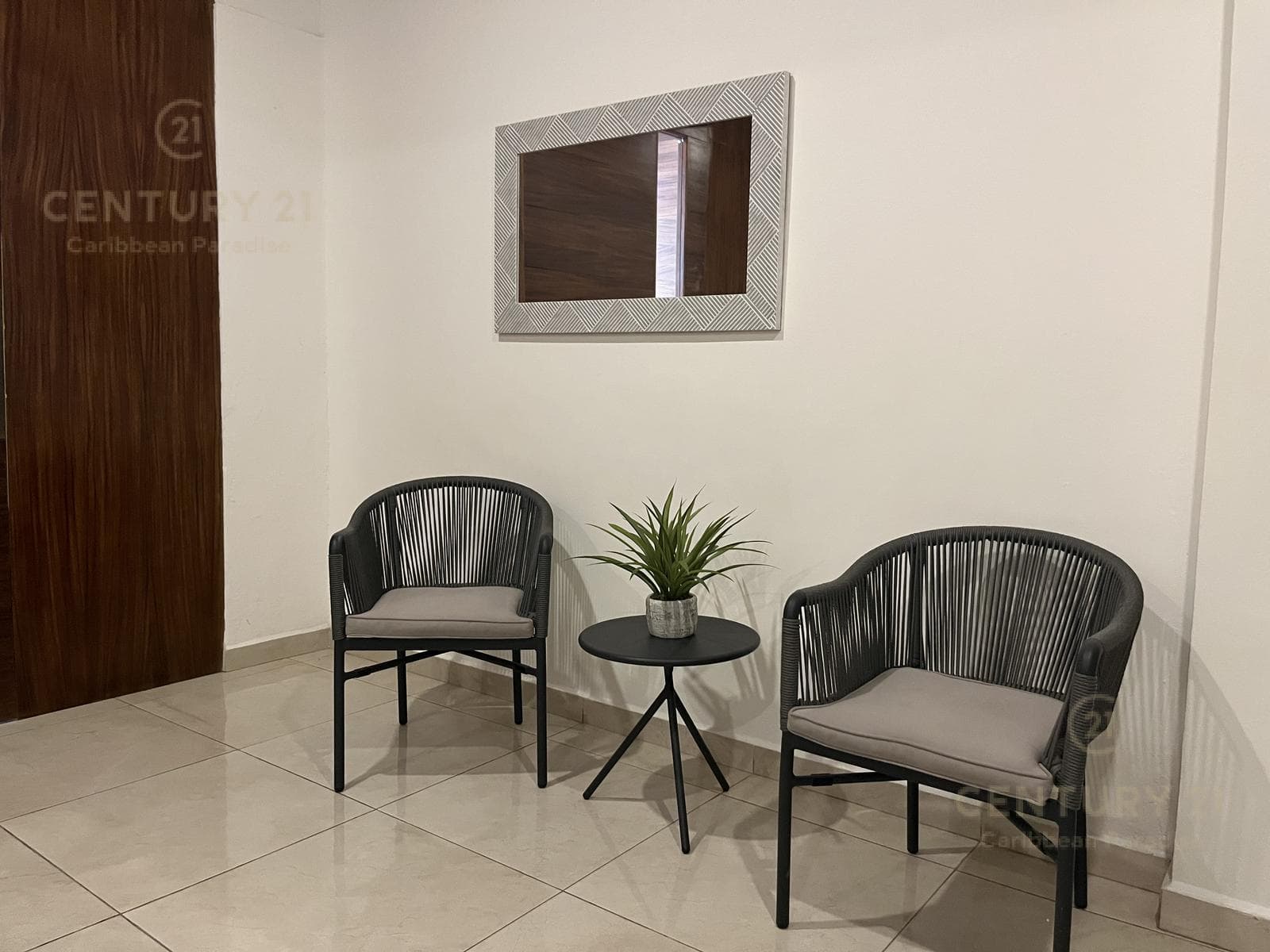 Renta nuevo estudio vacacional en Av 10 con calle 60 P4052