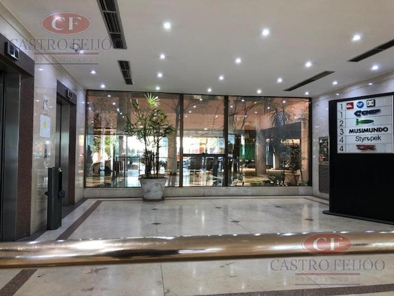 Office Space for Rent - 620 m² V. Lopez -