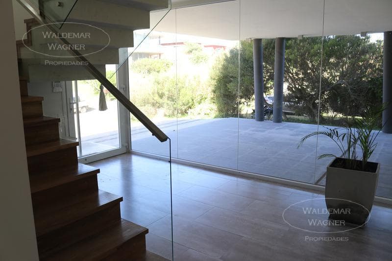 Beach House | Sleeps 12 | Carilo