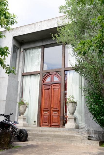 For Sale - 5-Room House, Garden, Pool - Santa Catalina, Villanueva